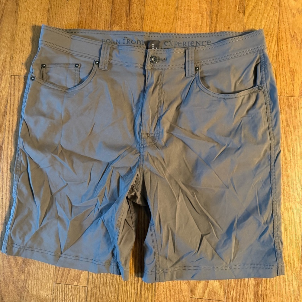 Prana Tan Shorts Men’s Size 38WX9L